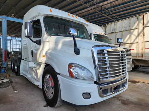 Tractocamion Freightliner Cascadia Mexicano 100% 