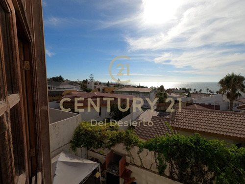 Departamento En Venta, Jardines Del Sur.