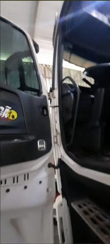 Imagem 4 de 11 de Volvo Fh-460 6x2 2012/12