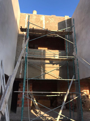 Imagen 6 de 9 de Casa De 5 Amb A Estrenar Con Piscina- Santa Elena
