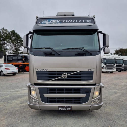 Imagem 2 de 25 de Caminhão Fh 460 Volvo 460 Cavalo 6x4 Traçado 2014 T. Alto