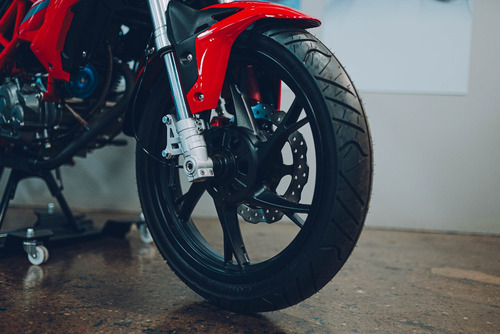 Benelli Tnt 150i Financia En 60 Cuotas Delcar Motos ®