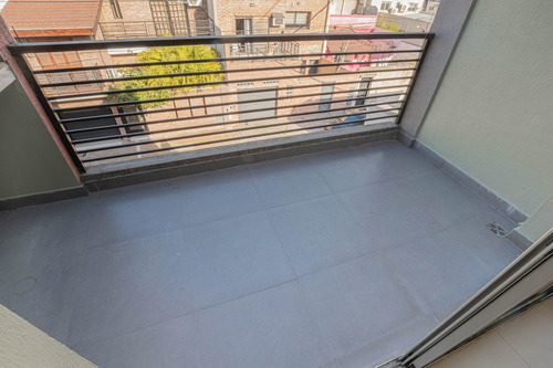 Imagen 9 de 20 de Monoambiente Villa Del Parque,balcon Con Parrila