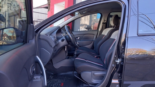 Imagen 9 de 12 de Renault Sandero 2018 2.0 Rs 145cv