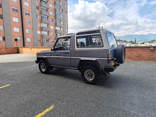 Daihatsu Rocky 2.2 F95