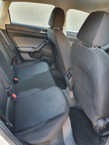 Imagen 11 de 15 de Volkswagen Polo 1.6 Msi Highline 2018