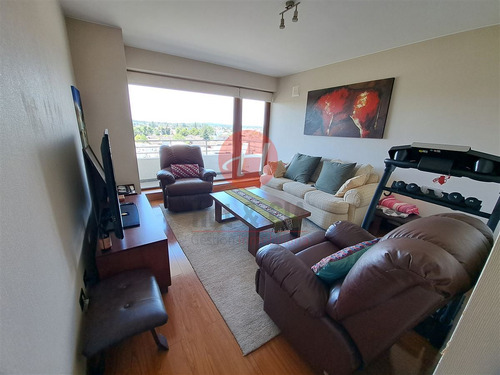 Departamento En Venta De 4 Dorm. En Temuco