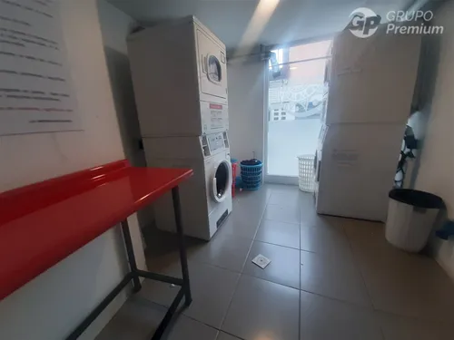 Departamento En Venta De 1 Dormitorio En Santiago