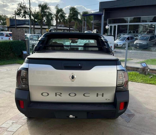Imagen 6 de 15 de Renault Oroch Outsider 1.3 Tce 163cv 6m/t 4wd 0km My2023