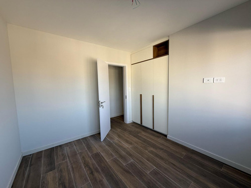 Venta Departamento De 120m² · 4 Ambientes 1 Cochera Amenities Barrio Lourdes, Distrito Centro