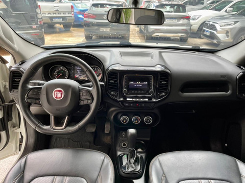 Imagem 7 de 10 de Fiat Toro 1.8 16v Evo Flex Endurance At6