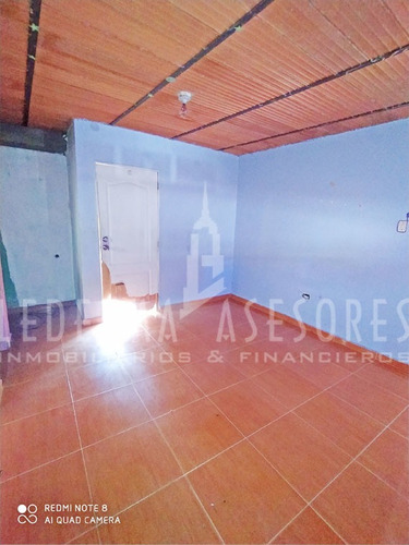 Imagen 14 de 17 de Ledezma Asesores Vende Casa En Calle Cojedes, Sector Andres Eloy Blanco, Ciudad Bolívar - Venezuela