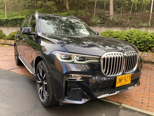 BMW X7 3.0 Xdrive 40i Pure Excelence
