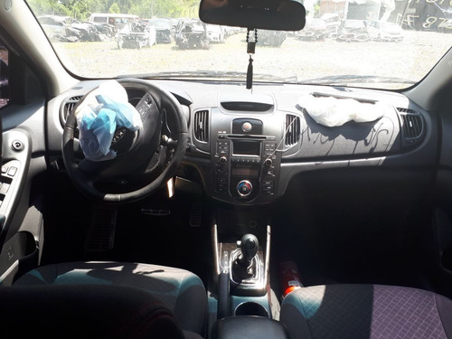Imagem 6 de 7 de Sucata Kia Cerato Sx3 2012 1.6 Automatico - Rs Auto Peças