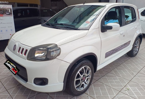 Fiat Uno 1.4 Sporting Flex 5p