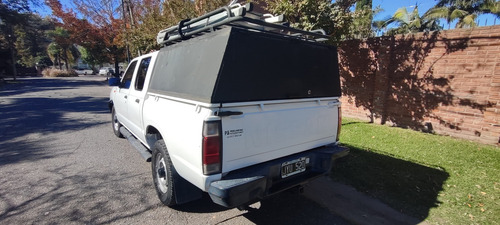 Nissan NP300 2.5 Cabina Doble 133cv 4x2