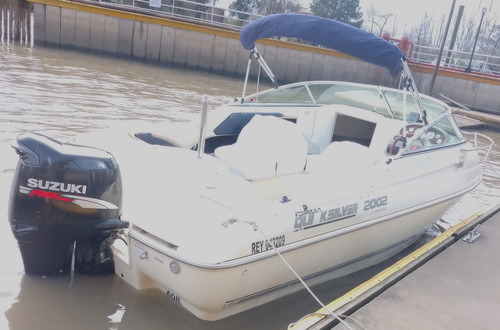 Lancha Cuddy Quickslver Motor Suzuki 4t De 140 Hp