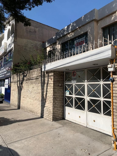 Imagen 21 de 22 de Irrigación, Bella Y Acogedora Casa De 2 Niveles En Calle Tr