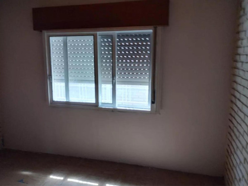 Casa En Venta - 3 Dormitorios 2 Baños - 360mts2 - Ezeiza