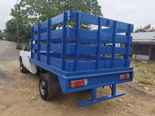 Nissan Estaquitas Estacas