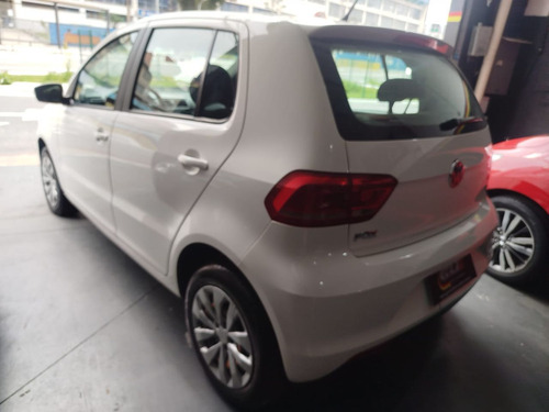 Volkswagen Fox Fox Trendline 1.0 Flex 8V 5p