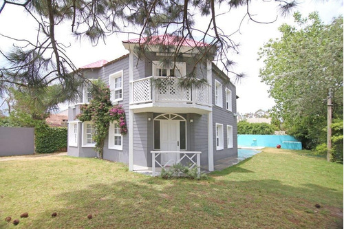 Casa En Venta En La Barra