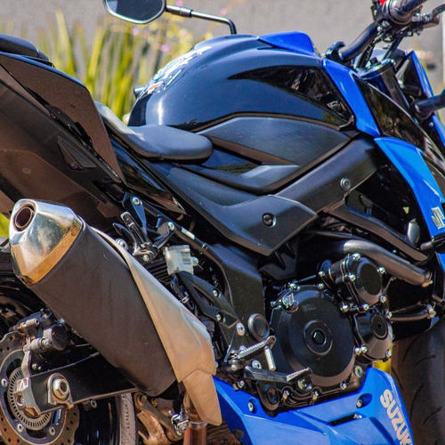 Imagem 10 de 10 de Moto Suzuki Gsx-s 750 Azul E Preta 2020 Com Baixo Km