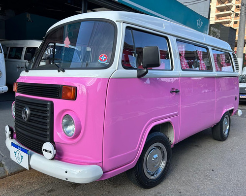 Volkswagen Kombi 1.4 Standard Total Flex 3p
