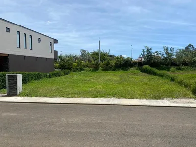 Lote y casalote en venta