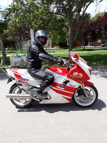 Imagen 4 de 15 de Moto Honda Cbr 600