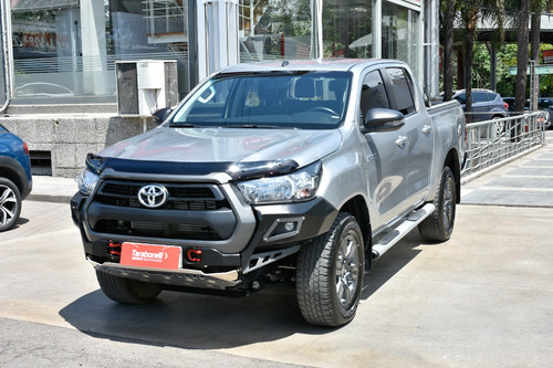 Toyota Hilux 2.8 Cd Srx 177cv 4x4 At