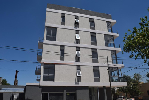 Imagen 9 de 30 de Departamento - Barrio 9 De Julio