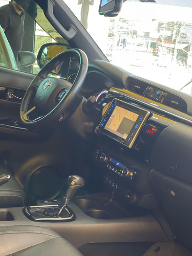 Toyota Hilux 2.8 Tdi Srx Cab. Dupla 4x4 Aut. 4p