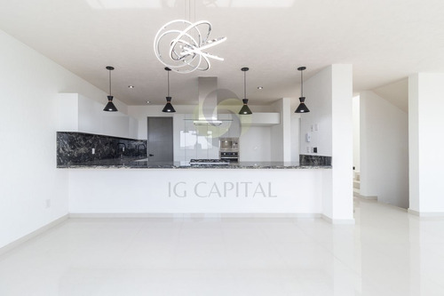 Imagen 3 de 22 de Casa En Zibatá Con Sótano Y Gran Jacuzzi