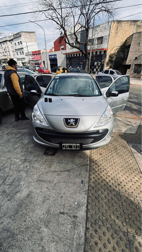 Peugeot 207 1.4 Sedan Hdi Xt
