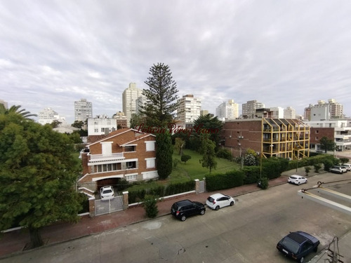Imagen 22 de 30 de Venta Apartamento 3 Dormitorios En Peninsula, Punta Del Este