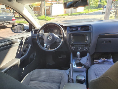 Volkswagen Vento 2.5 Advance Plus Tiptron 170cv 2014