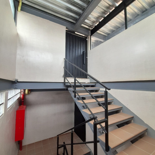Imagen 5 de 9 de Venta Edificio Nuevo 5 Pisos En Barrio 12 De Octubre, 1150 M2