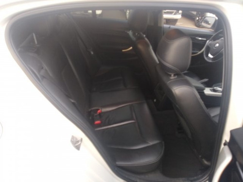 Imagem 9 de 10 de Serie 1 1.6 16v Turbo Gasolina 4p Automático
