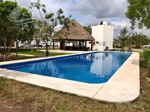 Casa En  Venta En Residencial Mallorca Polígono Sur Cancun Lzj9006