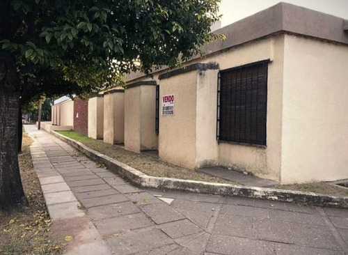 Imagen 10 de 10 de Casa 4 Dorm - 2 Baños Calle. Larrauri 3396 Residencial V.s
