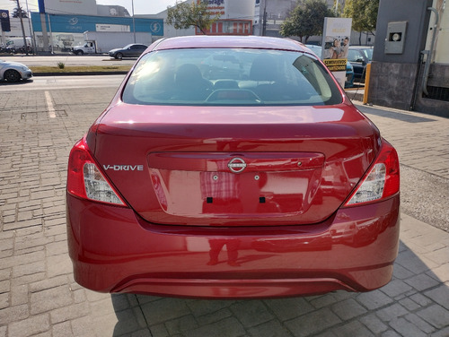 Nissan V-Drive 1.6 Mt A/C Audio