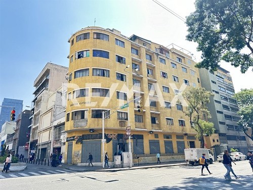 Local Comercial En Venta En Avenida Lecuna 245mts/3b