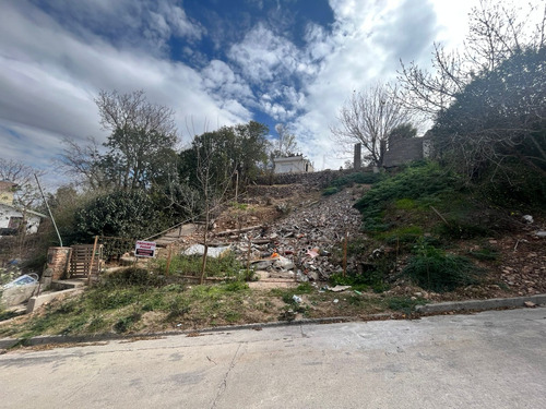 Escritura Pública De Cesión De Derechos Posesorios Veinteañal. Casa En Carlos Paz