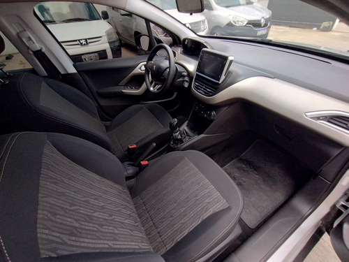 Peugeot 2008 1.6 Allure