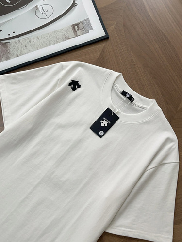 Camiseta De Letras Cóncavas Y Convexa Descente Playeras V