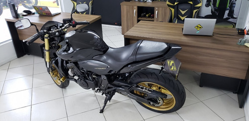 Honda - Hornet