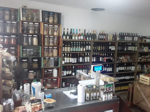 Imagen 8 de 9 de Vendo Dietetica, Vinoteca Y Verduleria, Fondo De Comercio Sobre Tissera, Talar De Mendiolaza