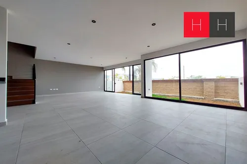 Casa En Venta En Lomas De Angelopolis