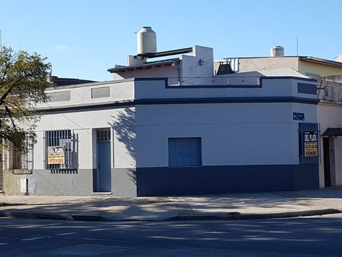 Imagen 2 de 13 de Tipo Casa 3 Ambientes Al Frente Con Terraza Propia